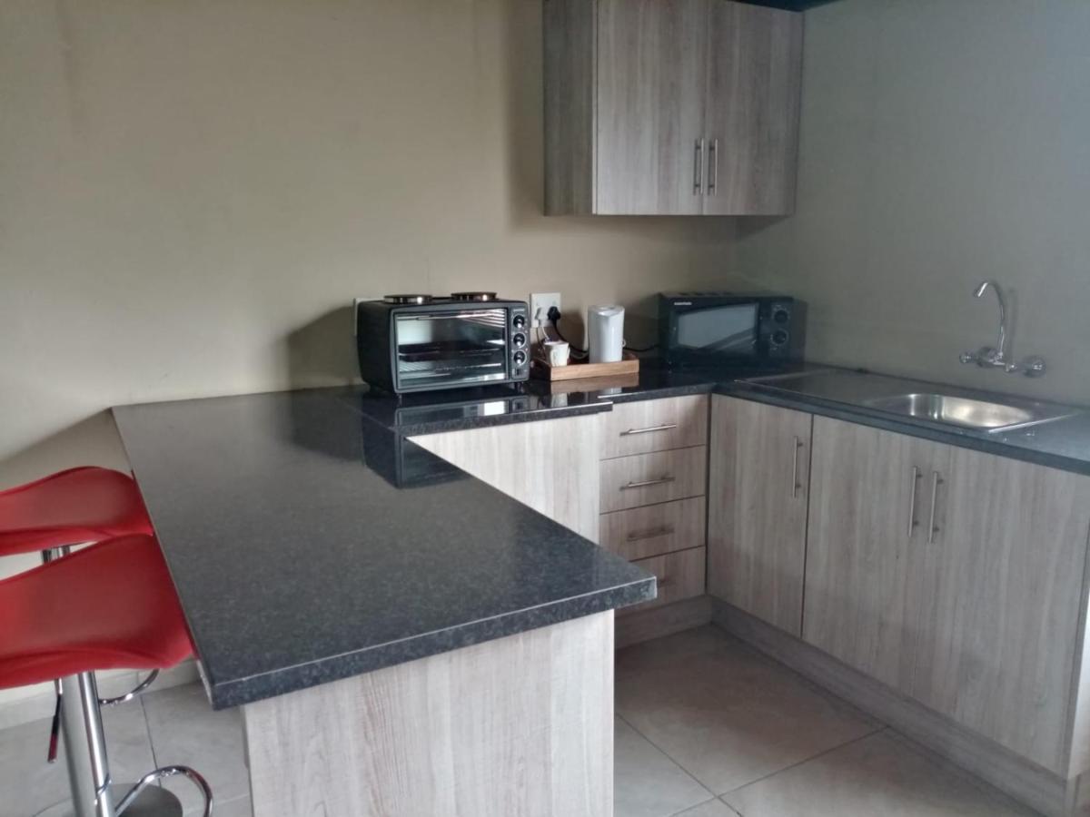 Wisteria Lane Guesthouse Postmasburg Dış mekan fotoğraf