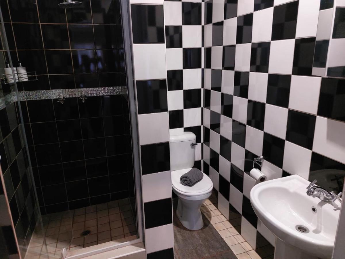 Wisteria Lane Guesthouse Postmasburg Dış mekan fotoğraf