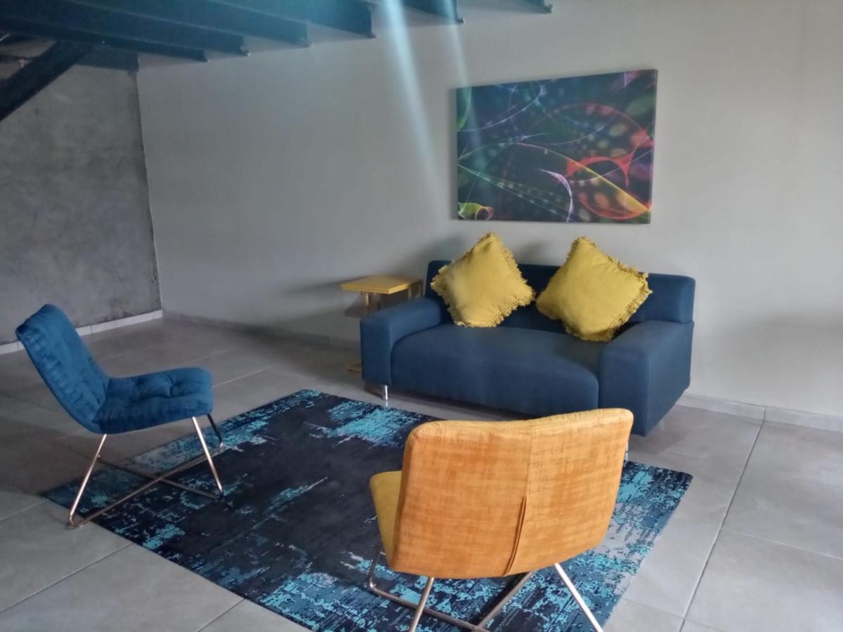 Wisteria Lane Guesthouse Postmasburg Dış mekan fotoğraf