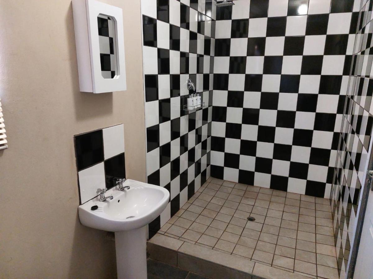 Wisteria Lane Guesthouse Postmasburg Dış mekan fotoğraf