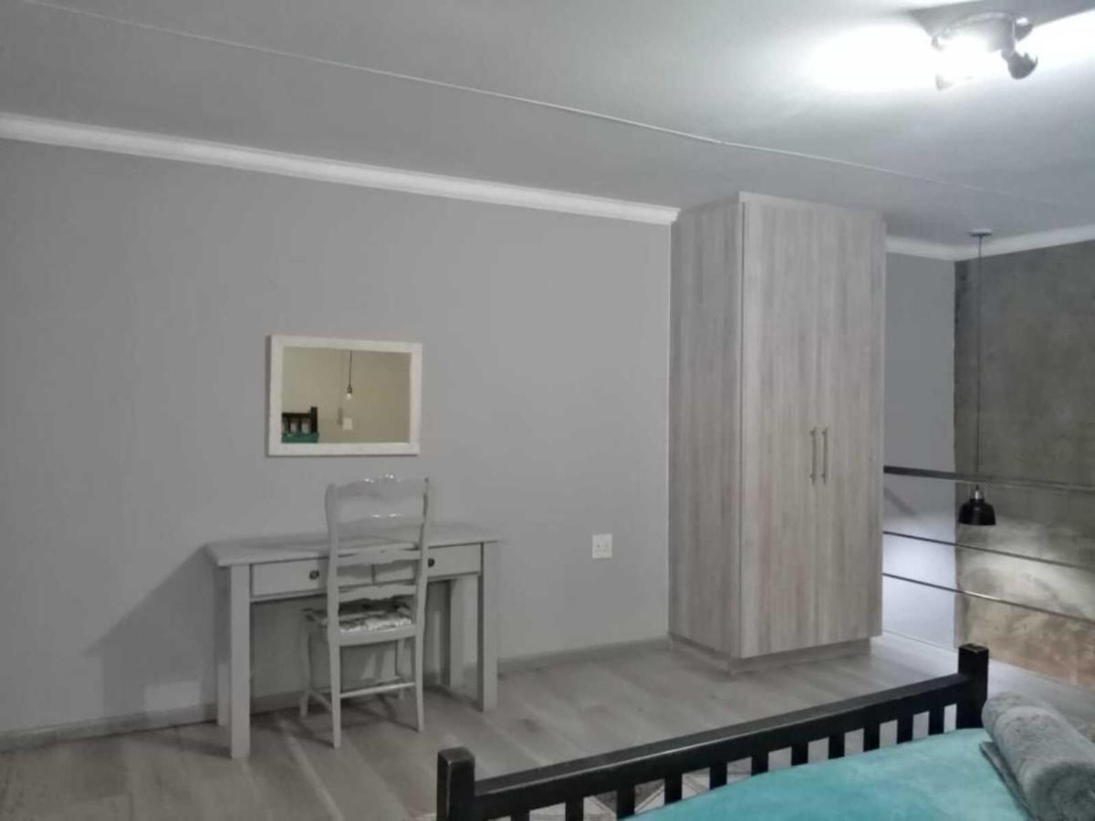 Wisteria Lane Guesthouse Postmasburg Dış mekan fotoğraf