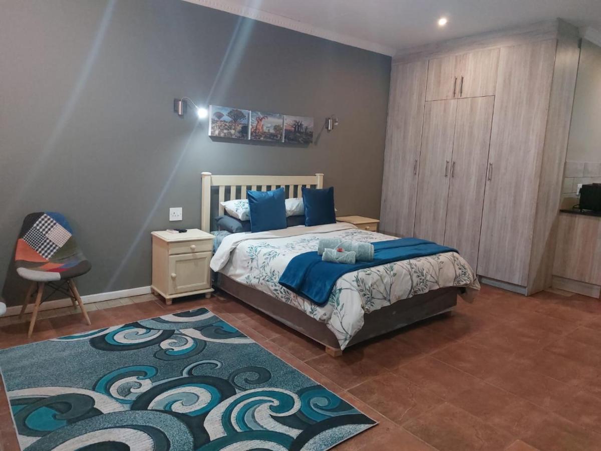 Wisteria Lane Guesthouse Postmasburg Dış mekan fotoğraf