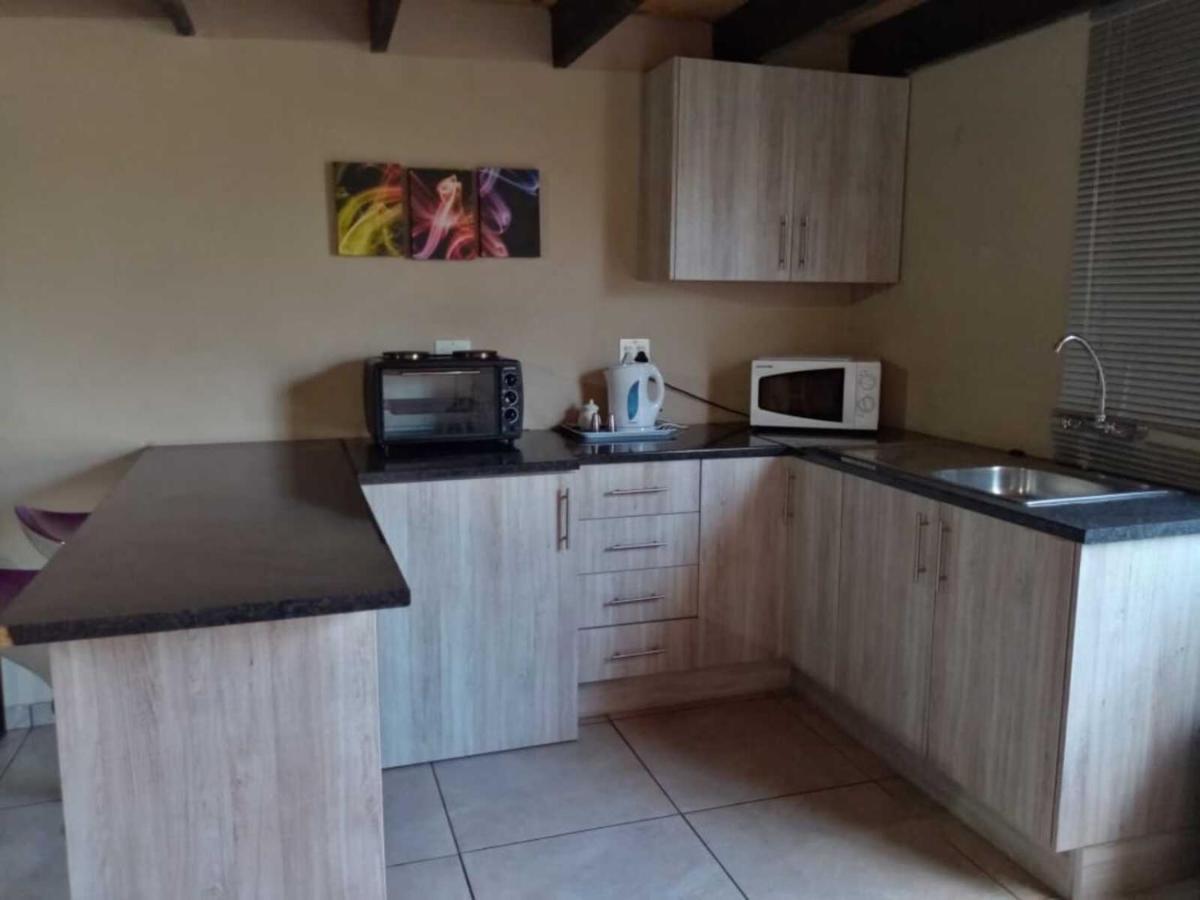 Wisteria Lane Guesthouse Postmasburg Dış mekan fotoğraf